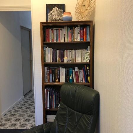 וישי Villa Camelia Studio De Charme A Cote Des Thermes מראה חיצוני תמונה
